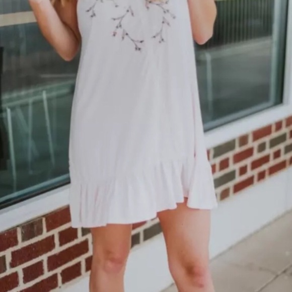 POL 'Gocta' Floral V Neck Dress - Picture 5 of 5